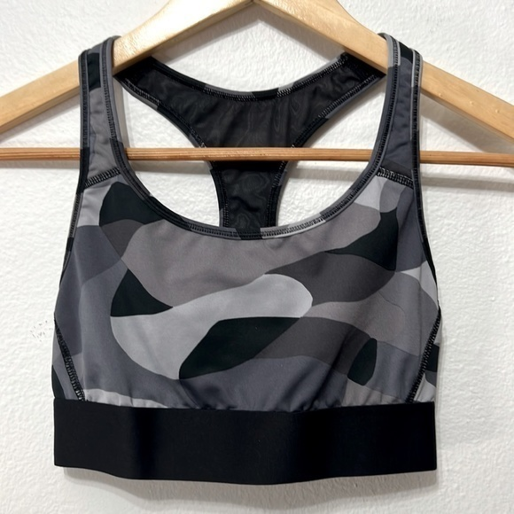 Victoria’s Secret Victoria Sport black‎ and gray camo sports bra size XS